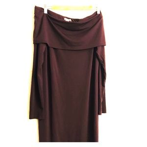 Off-the-shoulder burgundy bodycon midi dress.